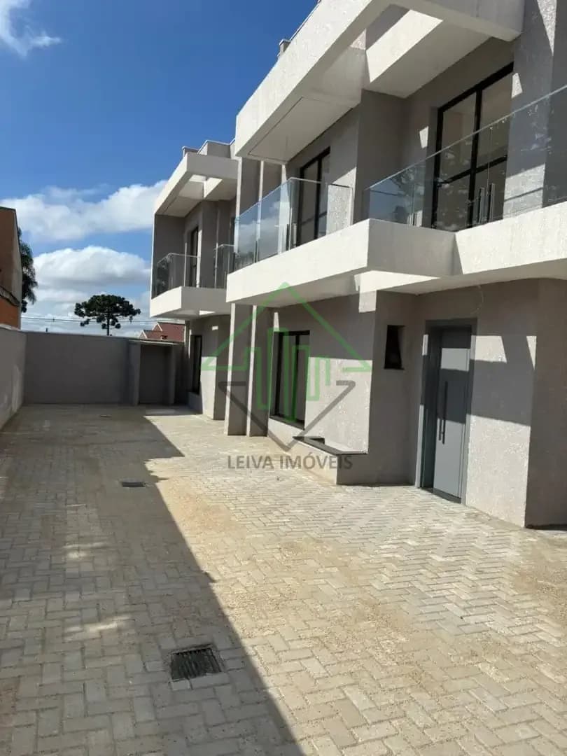 Sobrado de 120m² bem localizado de 790mil por 720mil 3 quartos sendo 1 suíte