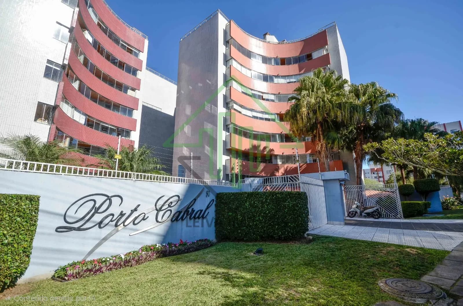 Apartamento 3 Quartos no Bairro Cabral 2 vagas condomínio clube