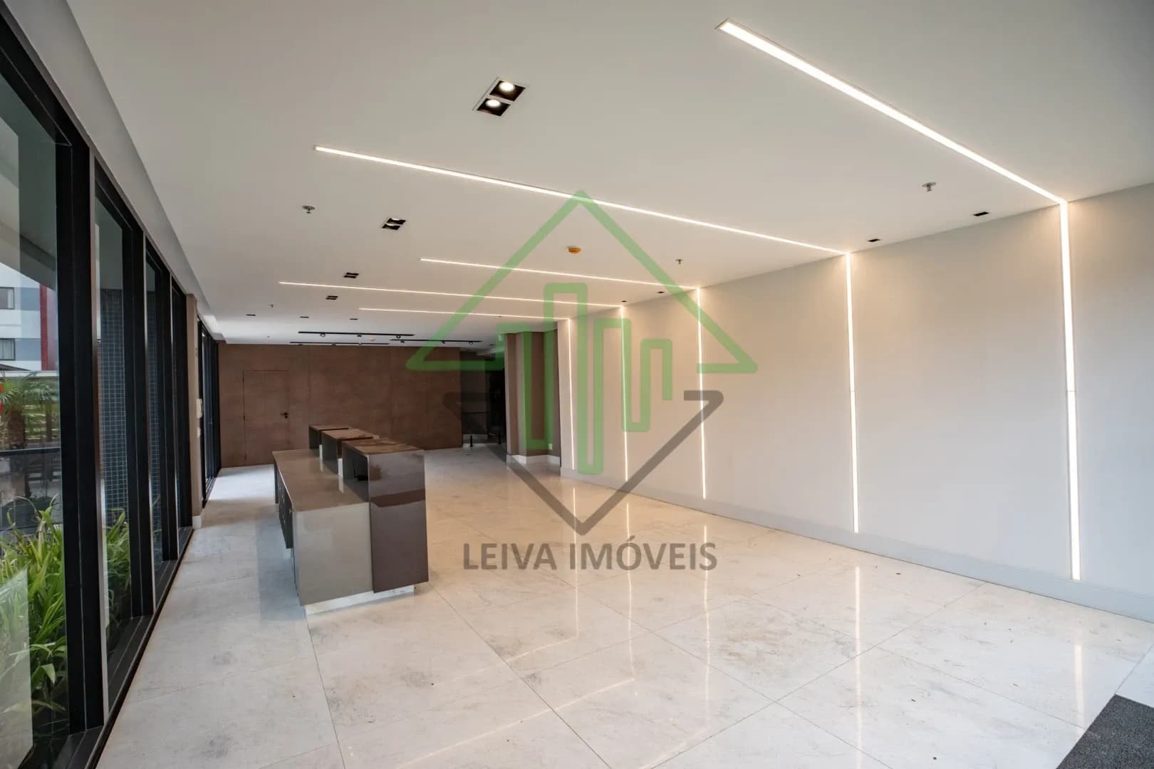 Conjunto Comercial / Sala à venda, 2601m² - Alto da Glória