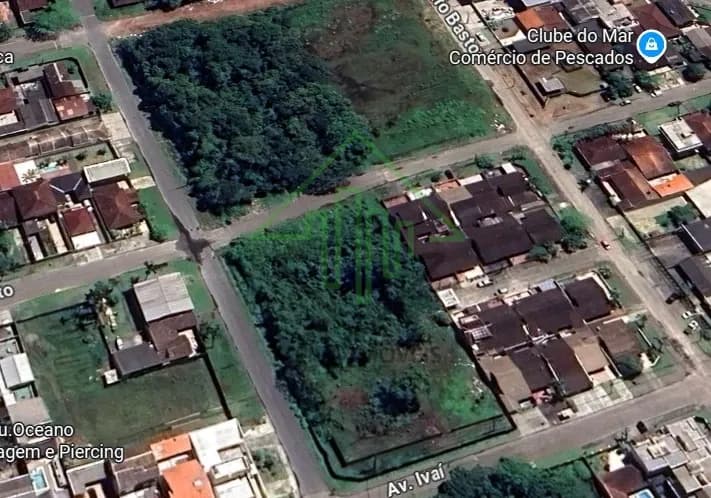 Duas áreas na beira da Baía de Guaratuba c/ 4.250 m² e outra 2.750 m² totalizando 7.000 m²